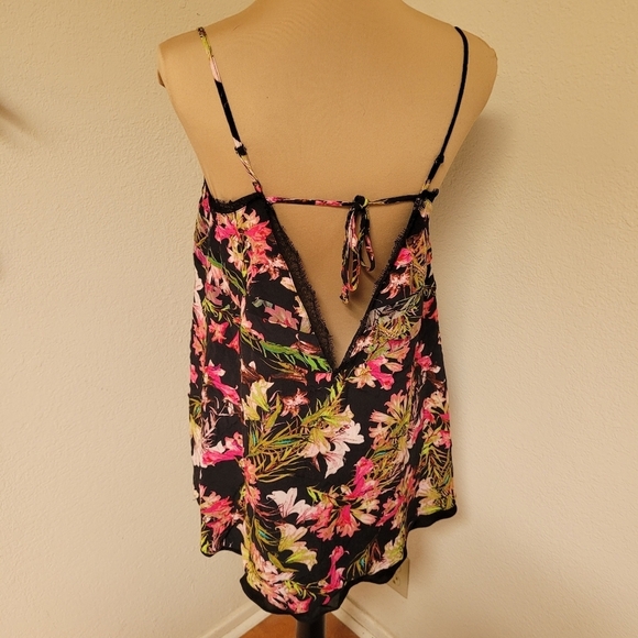 Lovers and Friends Bahai Babydoll Dress Tropical - Picture 6 of 7